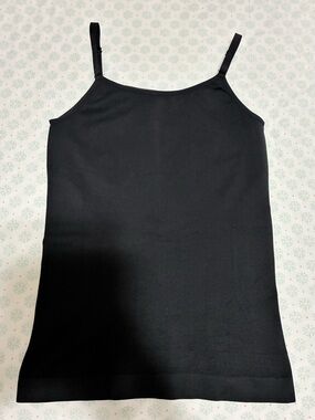 Shapermint Black Slim Fit Cami with Adjustable Straps